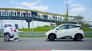 BYD preplatí škody pri nehode so zapnutým autonómnym systémom, Tesla má oproti tomu na krku žalobu za nesplnenú autonómiu